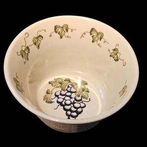 B.I. INC. Serving Bowl Decorated With An Ivy and Grape Pattern